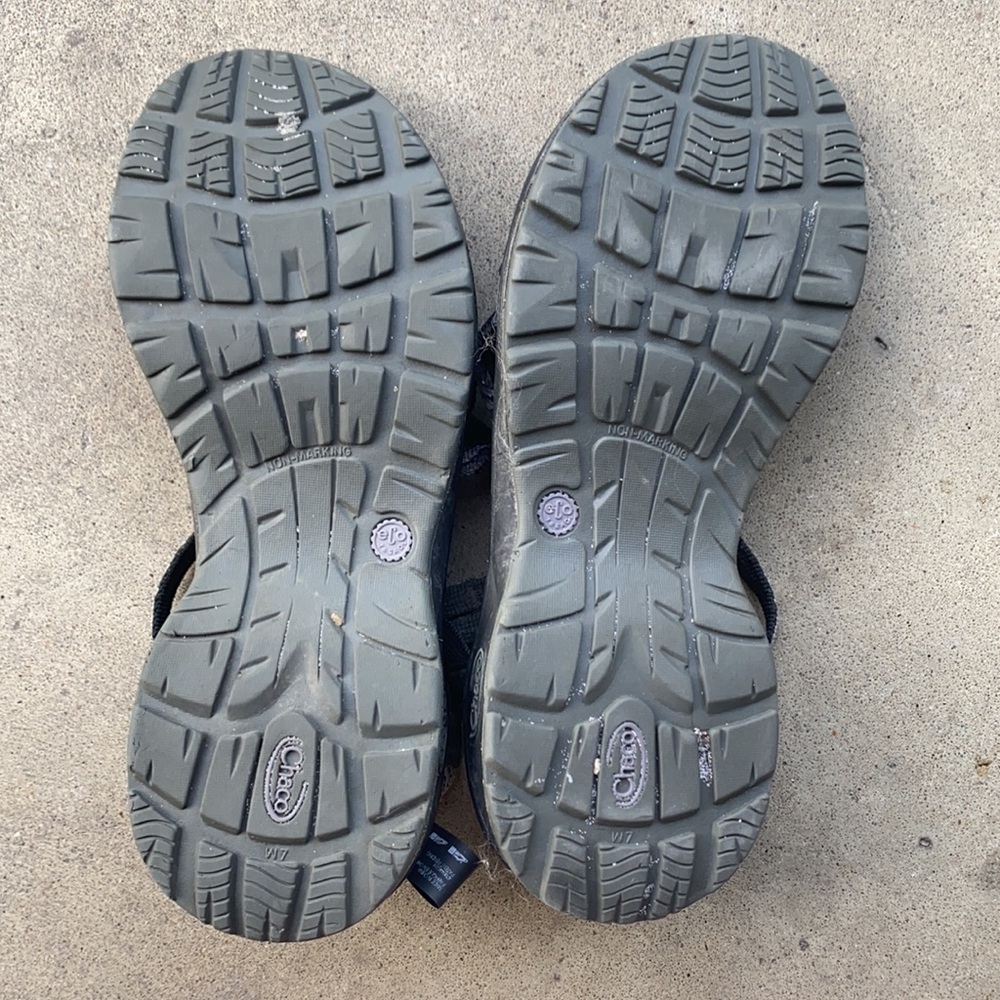 Chacos - Picture 3 of 3
